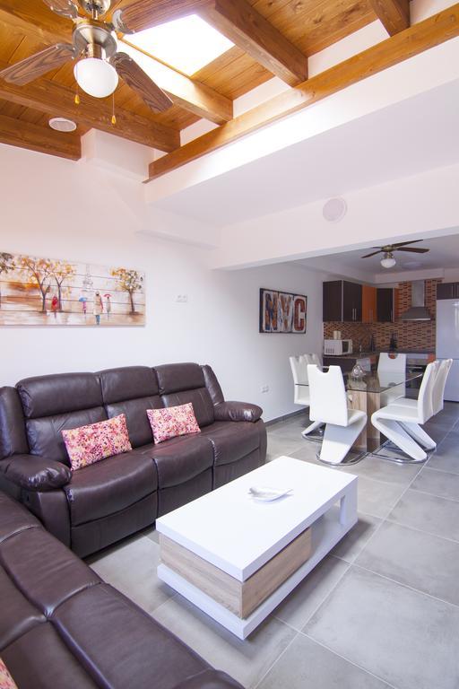 Anju Villas Los Delfines Bravo'S Apartments 코라레호 외부 사진